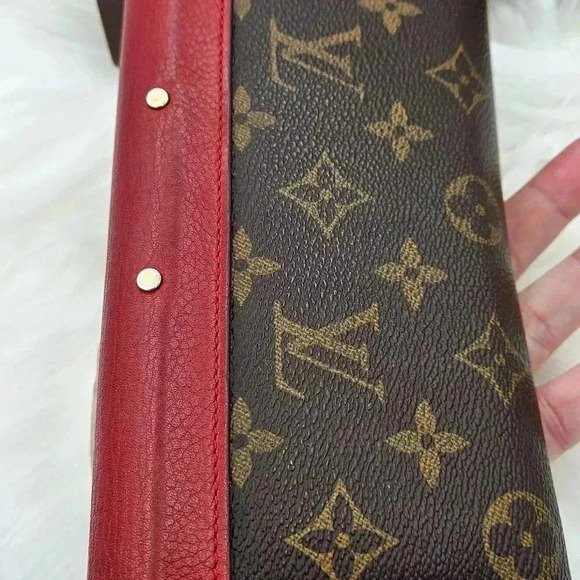 Louis Vuitton Portefeuille  Pallas Monogram Wallet - Picture 10 of 16